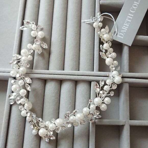 Dareth Colburn Emmy Floral Backpiece